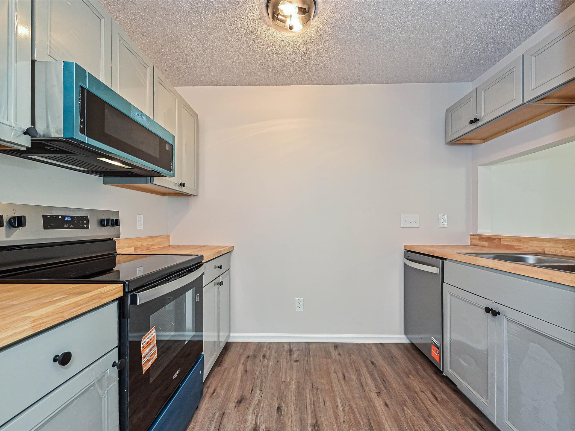 3629 Silver Ore Ln Kitchen