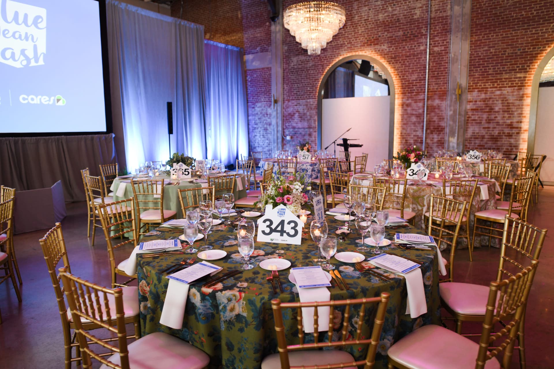 Blue Jean Bash 2026 Table Setting