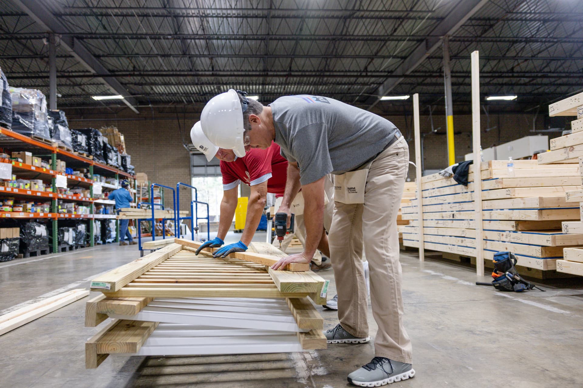 2026 CEO Build volunteers at work