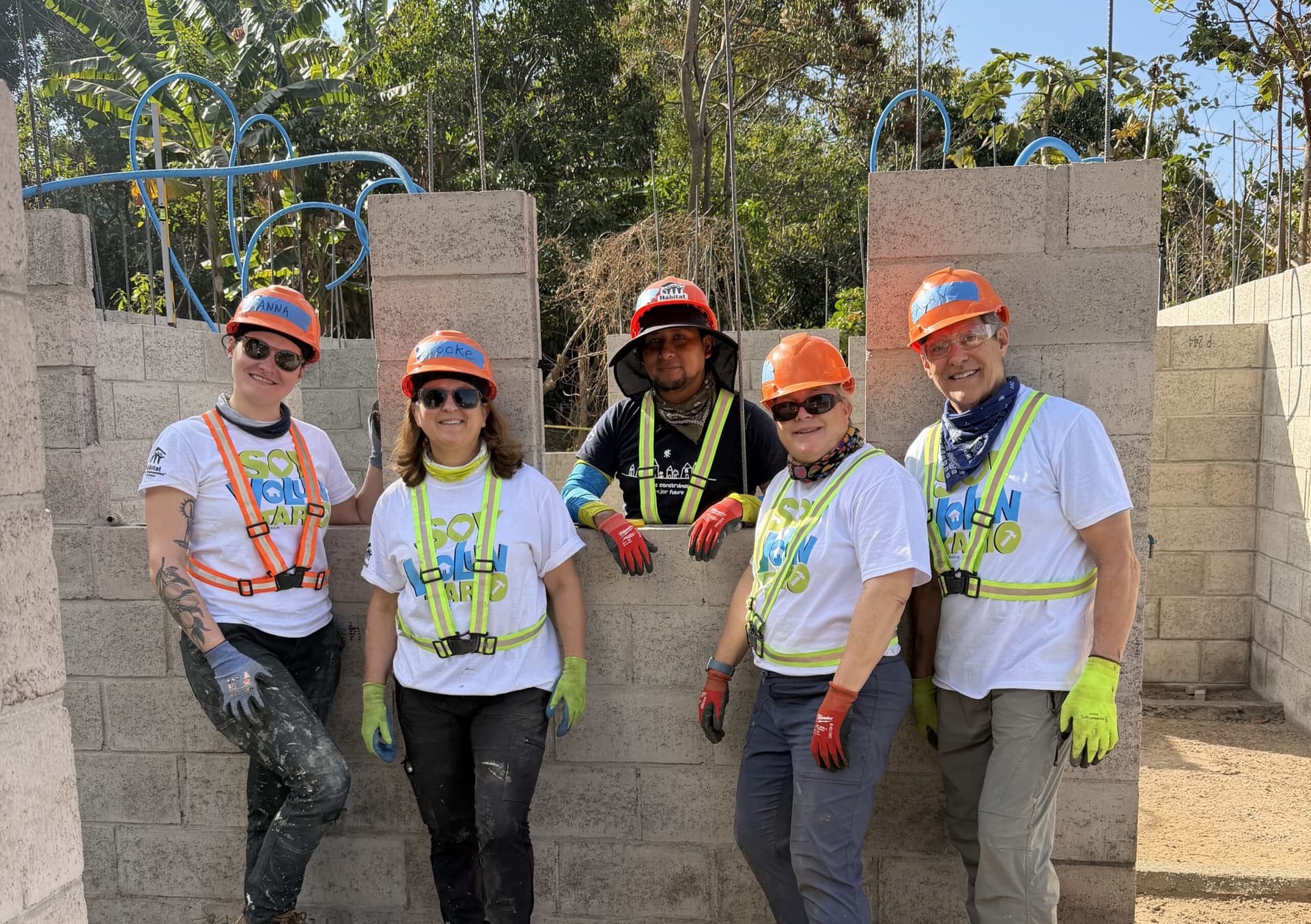 Volunteers on a build site in El Salvador.