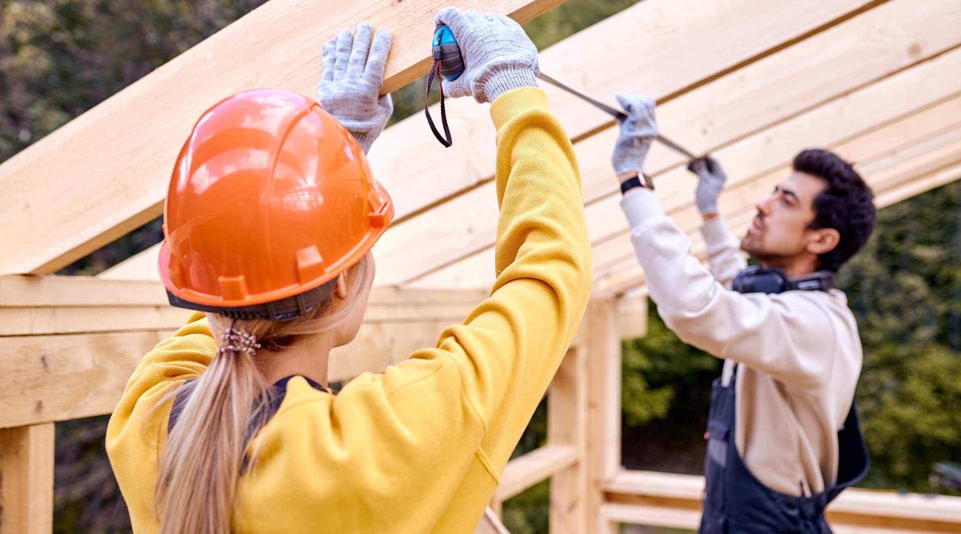 Volunteer Construction
