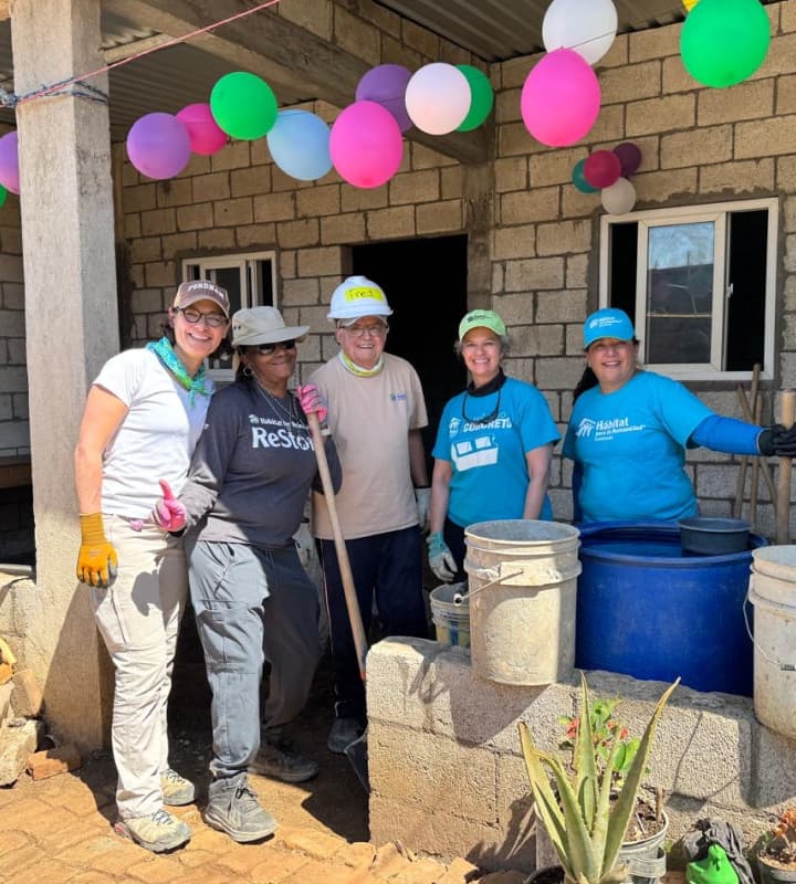 Habitat for Humanity volunteers overseas